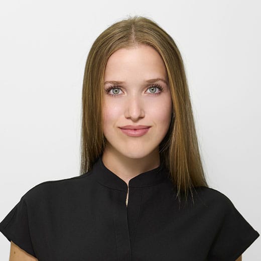 Simona Keyser - Dental Assistant | Vitadent Brooklyn Sheepshead Bay